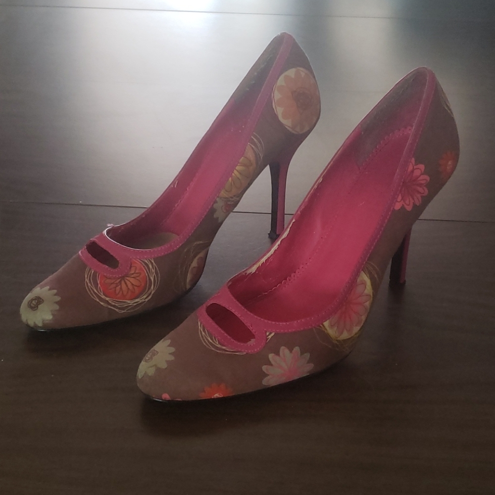 Nine West Cloth and Leather Pumps